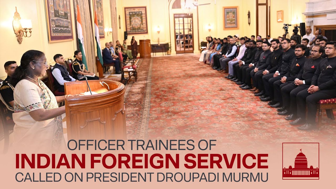 Officer Trainees of Indian Foreign Service called on President Droupadi Murmu at Rashtrapati Bhavan