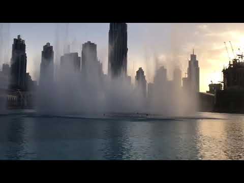 Fountain dance show in Dubai mall/ fountain dance/ dubai fountain