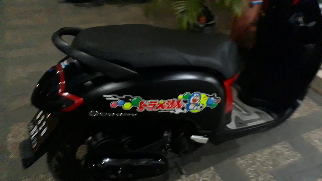 Modifikasi New scoopy 2018 sporty black