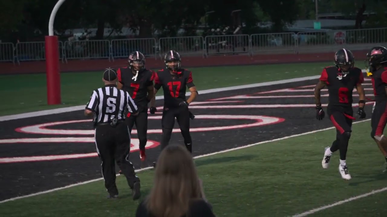 foothill community college with the Touchdown!! 🏈