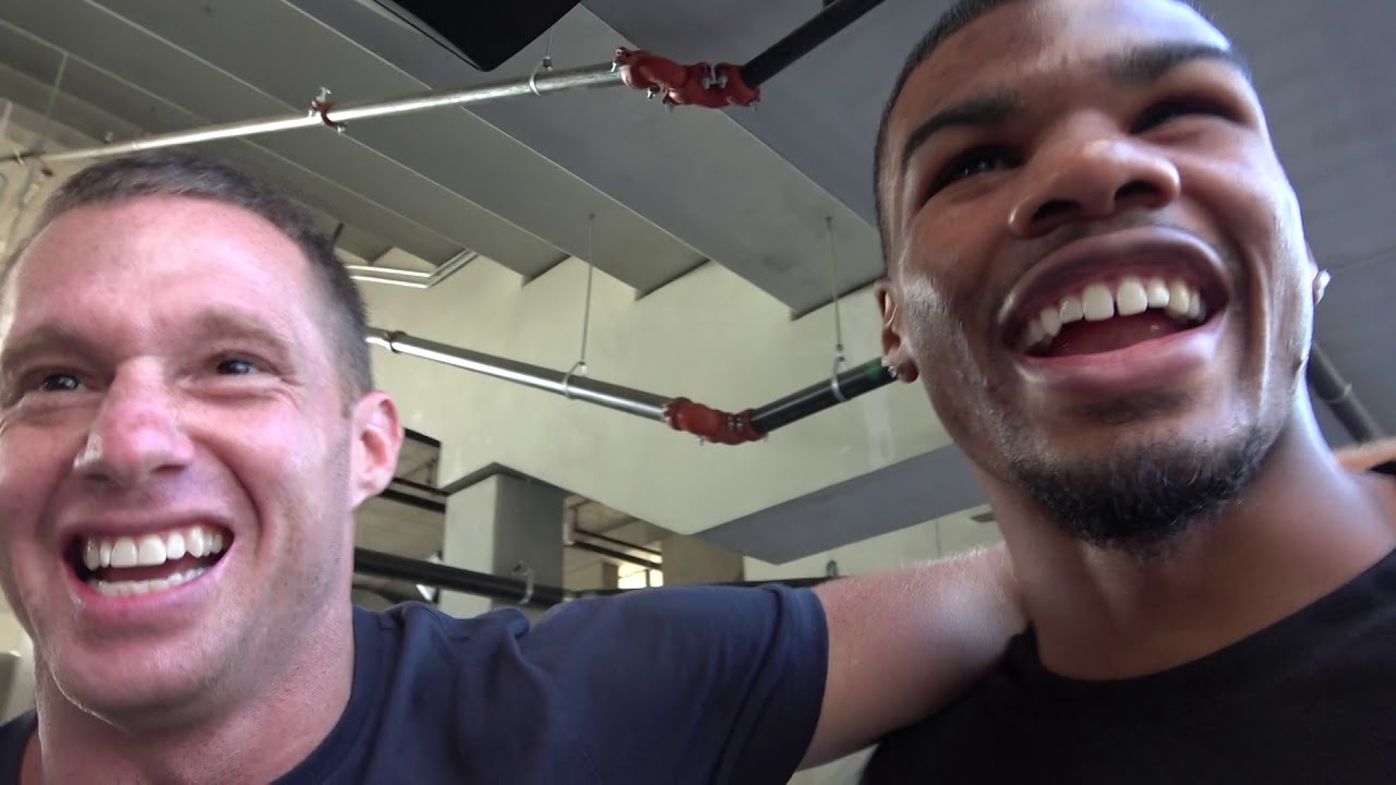 Boxing Star Ryan Martin Says GGG Will Beat Canelo - He's In Camp With Golovkin EsNews Boxing