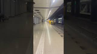 Virmm Flow 8709 Vertrek Uit Schiphol Airport Richting Leiden Centraal 10 Mei 2025