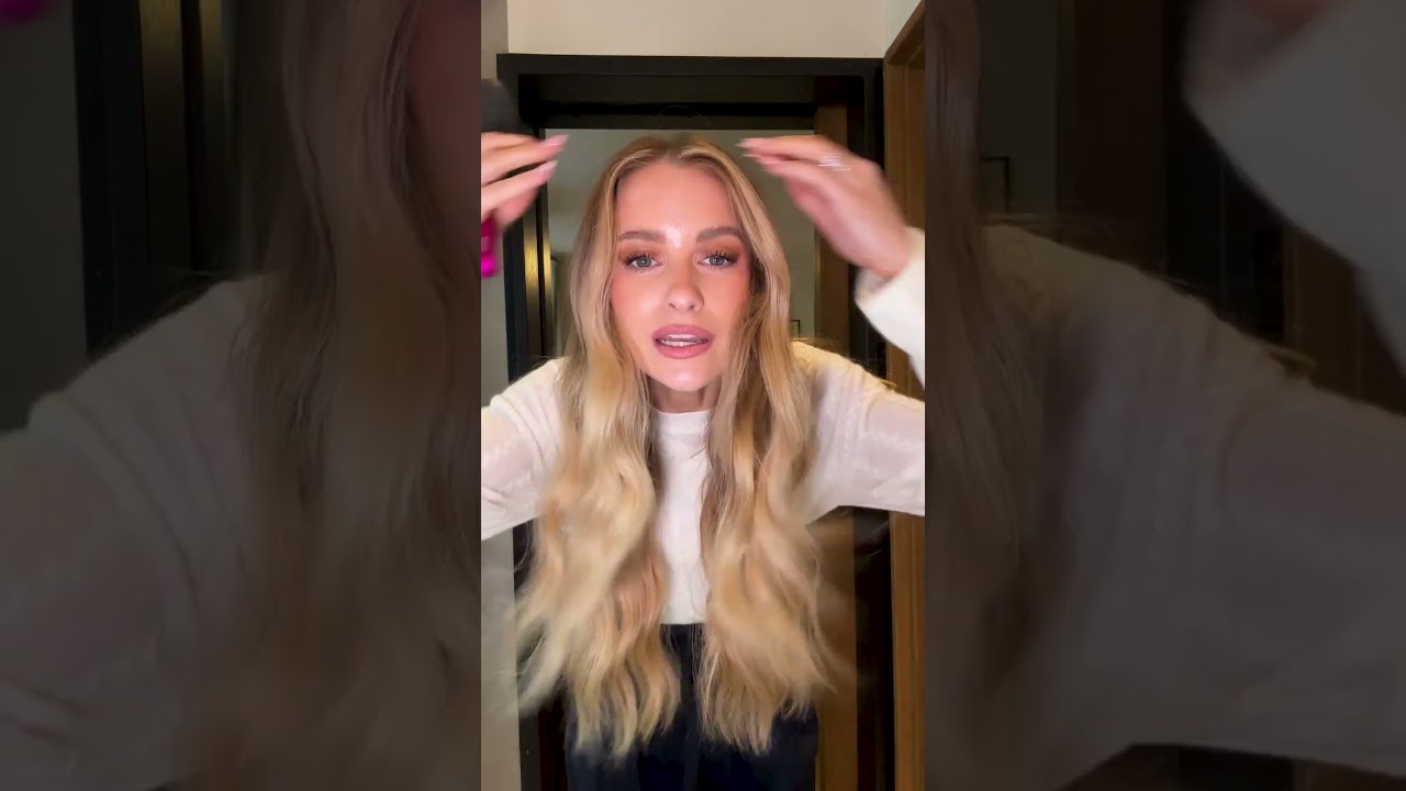 CAN I WEAR SNEAKERS TO A RUNWAY SHOW!? 