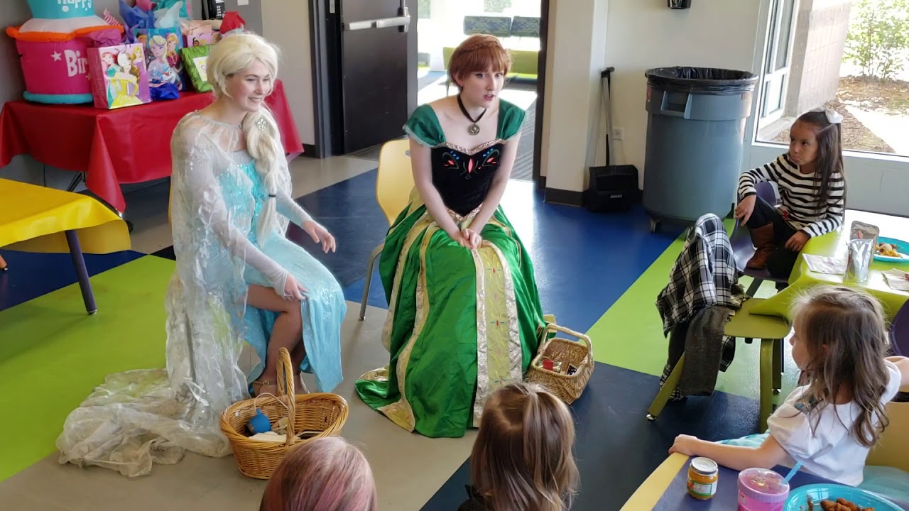 Sienna's 4th Birthday Party - Elsa and Anna Enter
