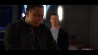 The Flash 7x16 - Ending Scene / Nora and Bart Show Up