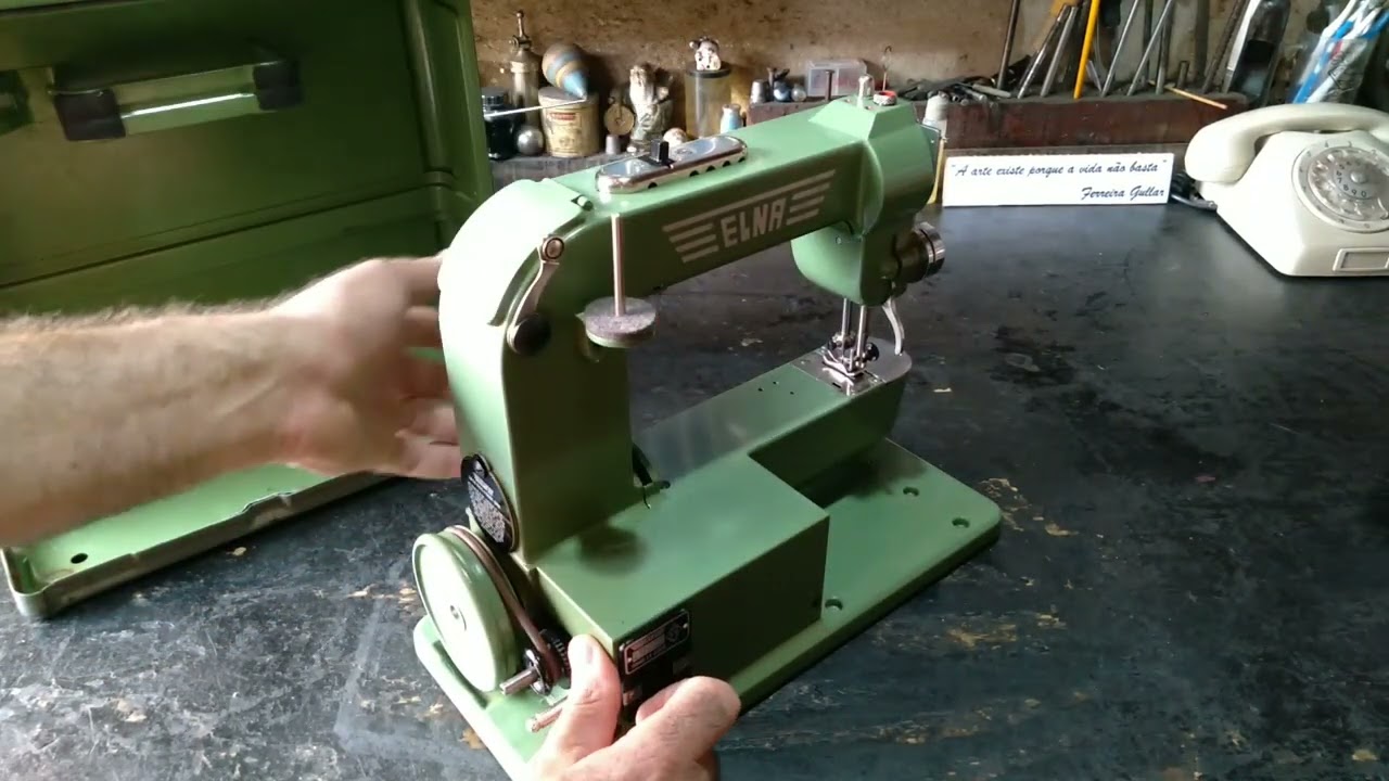 Aula de manuseio e apresentação da máquina de costura Suíça Elna...Pronta pra guerra.