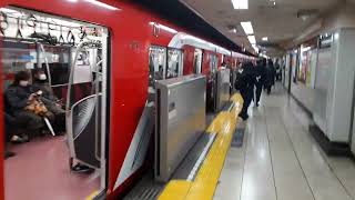 なんとなく電車：東京メトロ東高円寺駅：丸ノ内線荻窪行き到着光景20230325_182907