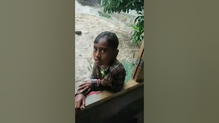 Anak Hanyut Terbawa Arus Banjir Di Sukabumi