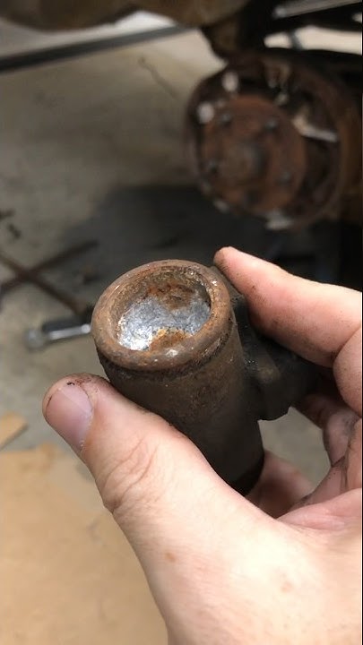 Worst wheel cylinder I’ve seen in a while #freemansgarage - YouTube