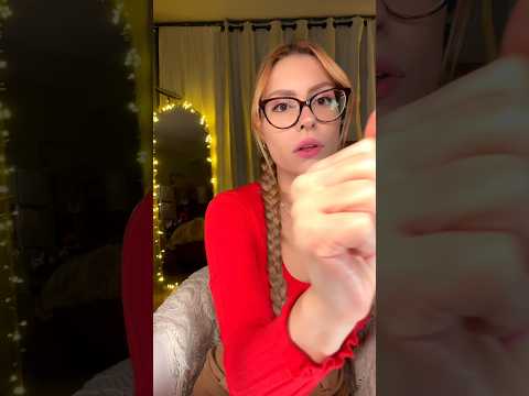 ASMR 60 SECOND HAIR STYLING 💤🛌 #shorts #shortsvideo #shortsviral #shortsfeed #asmr
