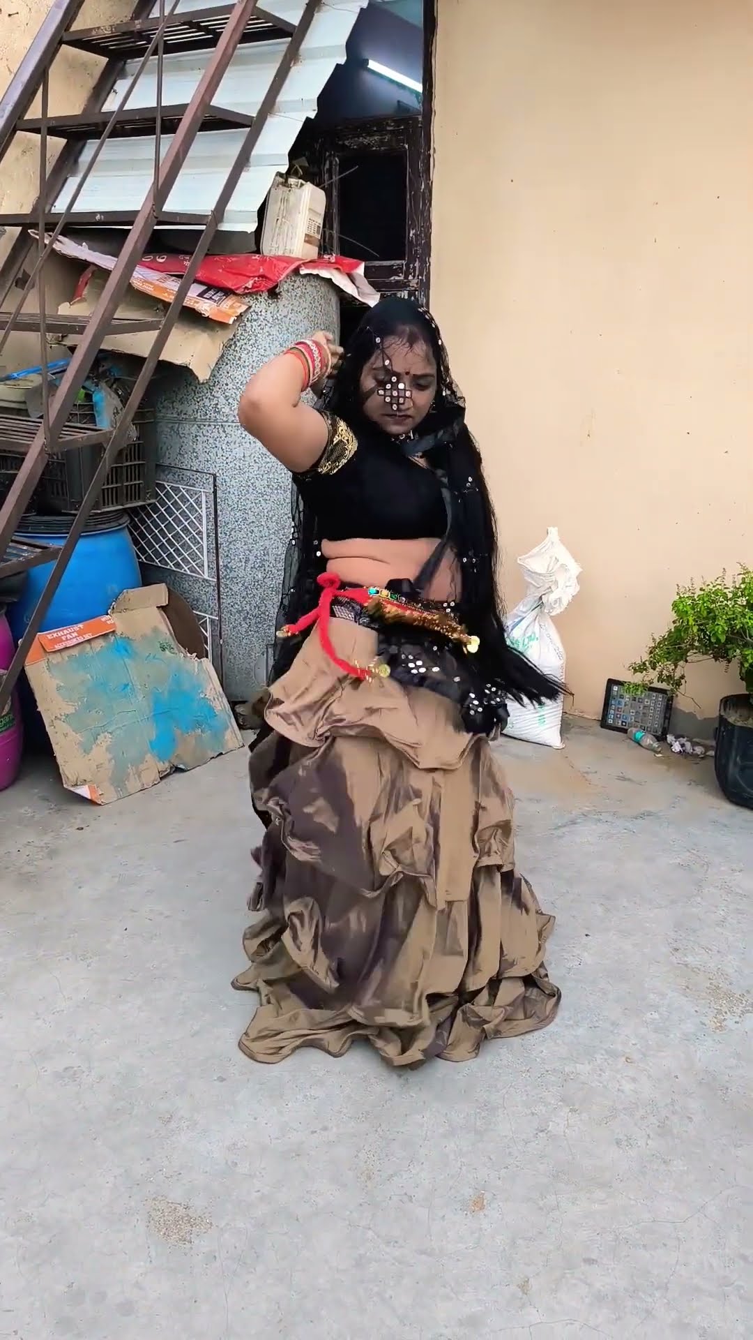 sasurari Se Nata Na Todo mayke Mein Gujara Nahin Hai💃😭😭#shortvideo #