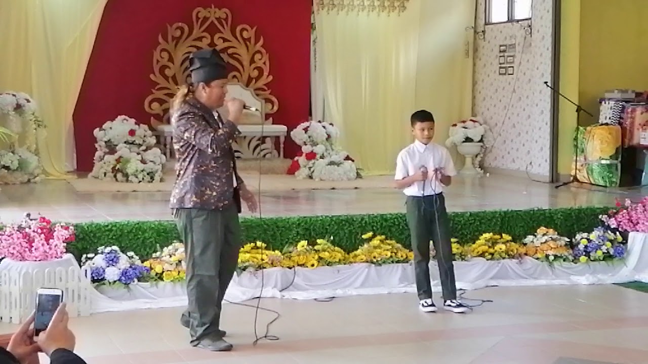 Uchop adik Iskandar on show sekolah smk tunku sulong jeniang lagu roman cinta