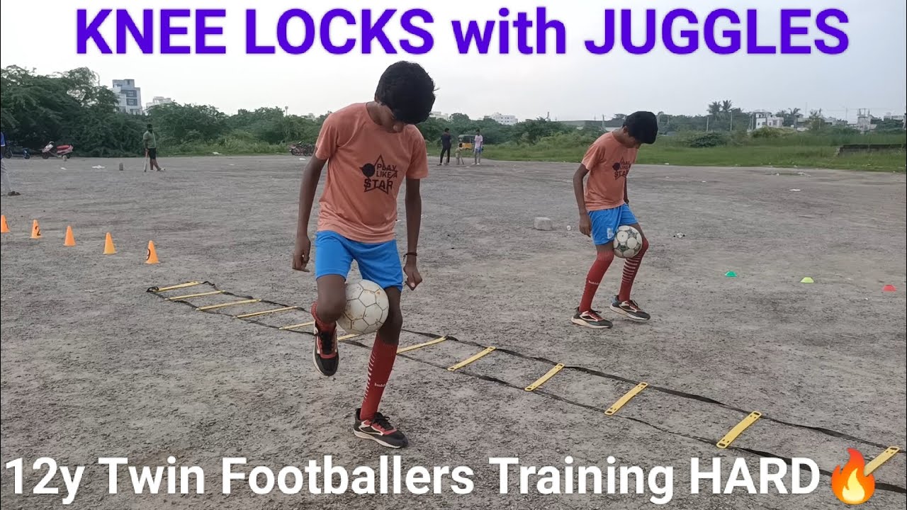 💥⚽ KNEE LOCKS with JUGGLING SKILLS🔥♥️ #shortvideo #soccer #football # ...