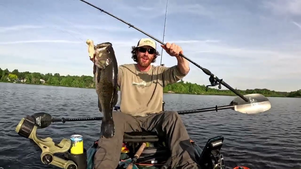Big Largemouth on Swimbaits! | Kayak Fishing Tips&Tricks