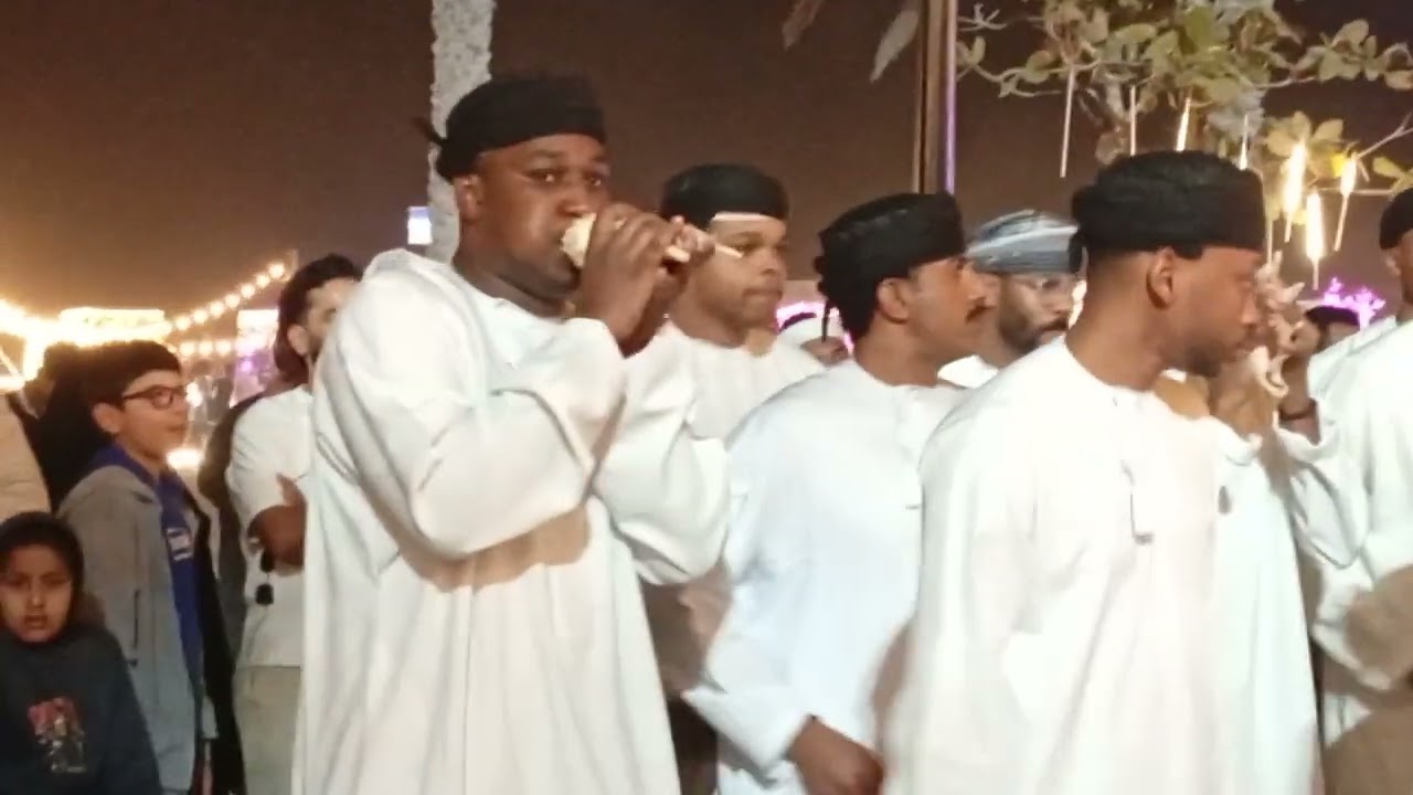Experience the soul of Oman through this beautiful traditional men’s band performance 🎶🇴🇲