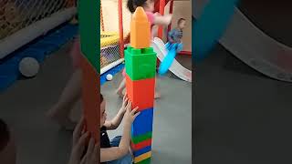 BIG BEN IS FALLING DOWN!