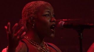 Iniko - Mask Off, Melkweg Amsterdam 24-09-2023