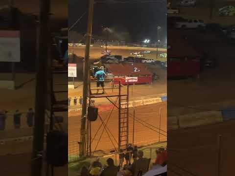 Terrible crash at Cherokee Speedway #cherokeespeedway #dirttrackracing #prayers