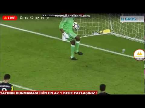 Fenerbahçe - Vardar Kameni Petşişe İle Topu Kurtarıyor