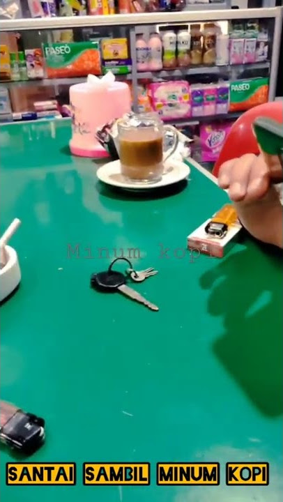 SANTAI SAMBIL MINUM KOPI