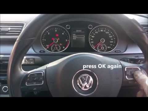 Video: Hoe reset je het servicelampje op een Volkswagen Passat uit 2010?