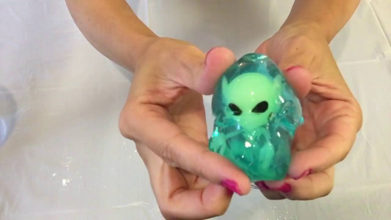 Alien Force Alien Goo Sticky Stretchy Toy With Blow Tube Youtube - alien egg of goo and slime roblox