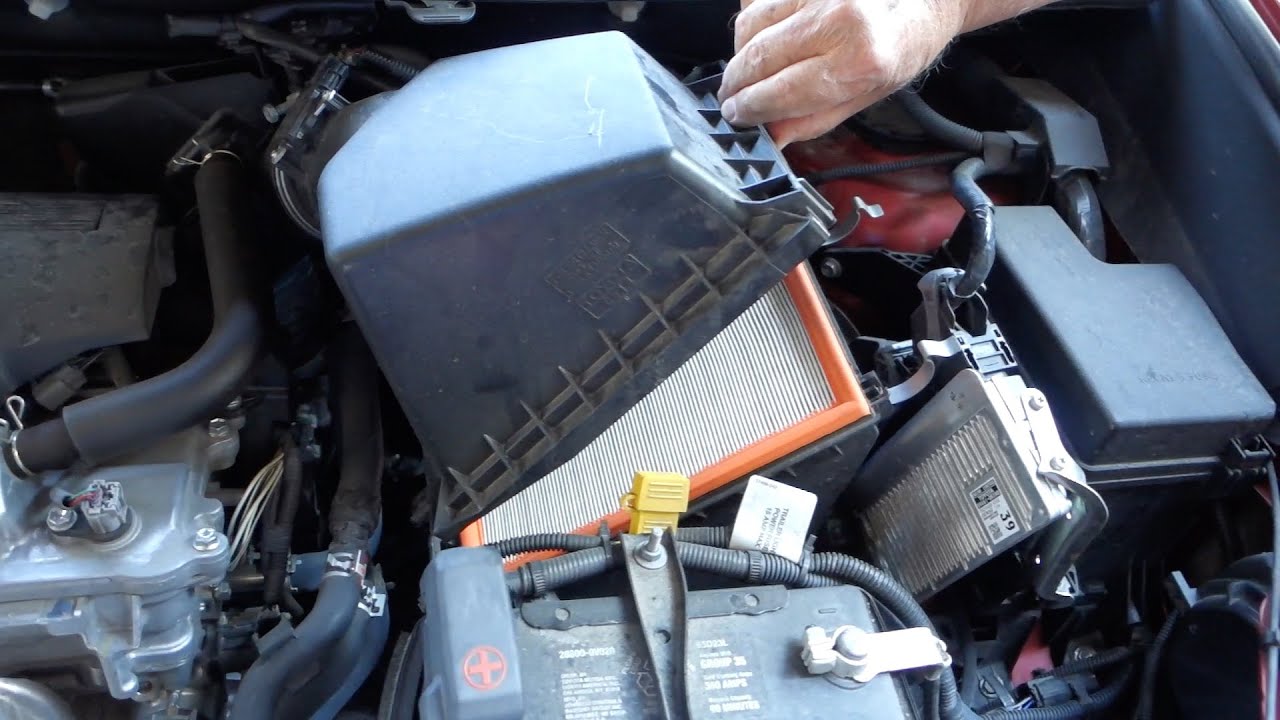 How to replace engine air filter  in Toyota RAV4 YouTube