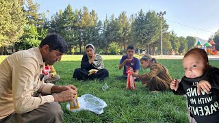 Download Lagu Mountain accident:😱 Family goes to the park and a terrifying scene ensues MP3 Download Lagu Mountain accident:😱 Family goes to the park and a terrifying scene ensues MP3