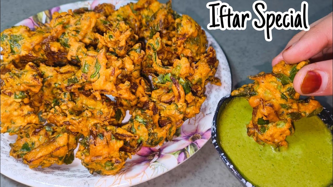 The Crispiest Lachha Palak Pakoda Recipe Iftar Special Recipe