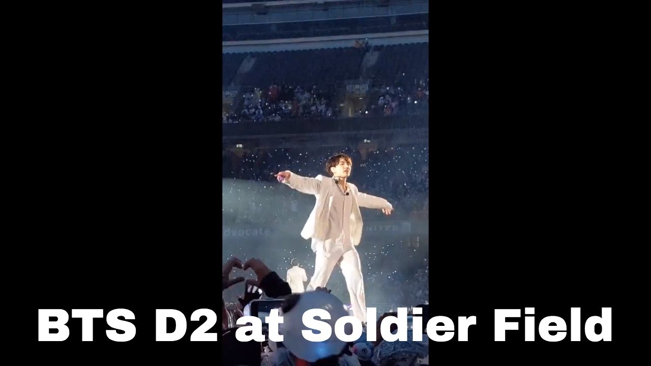 BTS Concert In Chicago - Day 2 - 190512 - Soldier Field