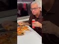 Jose Mourinho Pizza yiyor #josemourinho #fenerbahçe #celebrate #acunilicali #alikoç