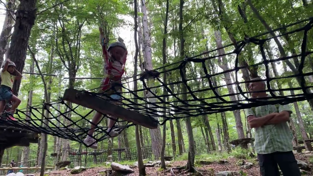 В парке. Веревочный Парк Lovcen (Цетинье, Черногория)