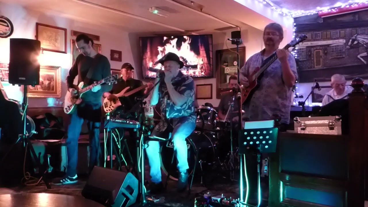 Road Runner - Reserved