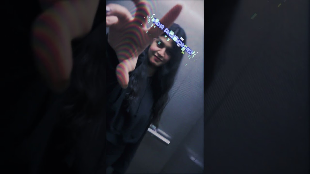 Play Video 03
