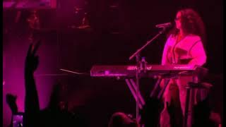 H.E.R. - Losing (Live)