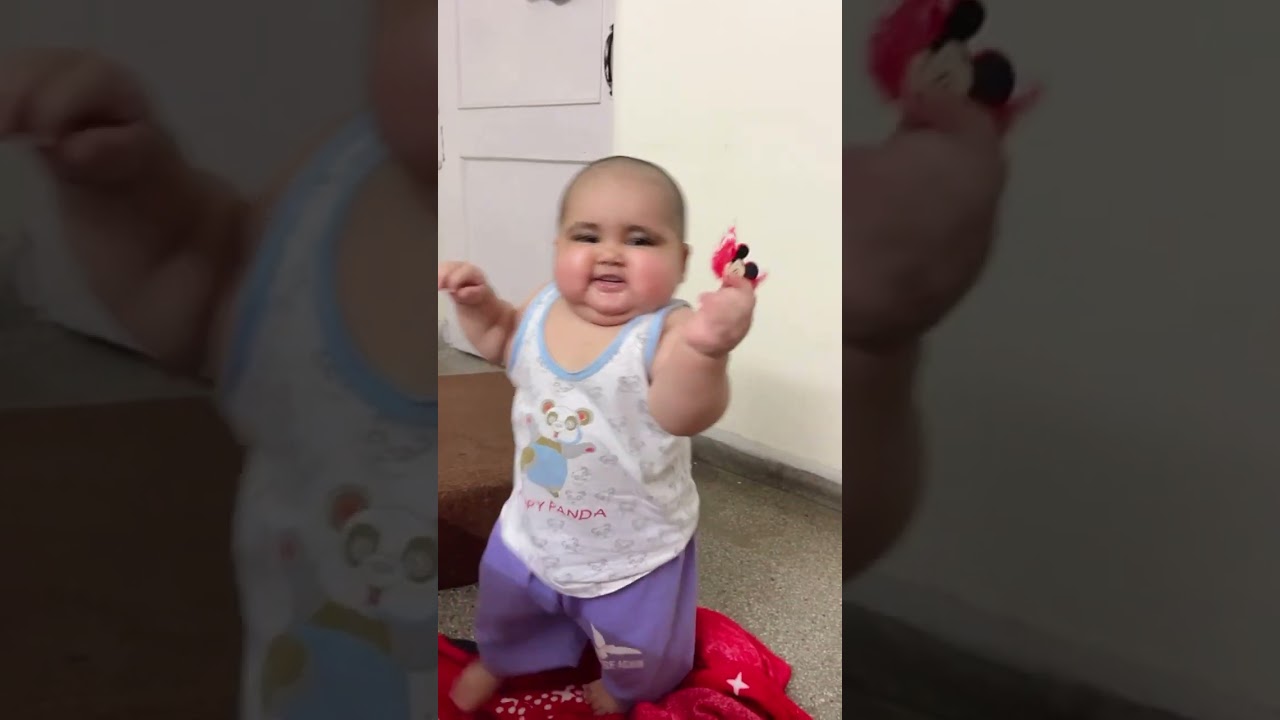 Pura din thakta nahi hai ye bacha 👶❤️ 