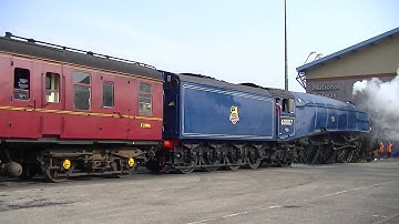 The Cathedrals Express with 60007 Sir Nigel Gresley and 37518 Fort William at York 29/03/14