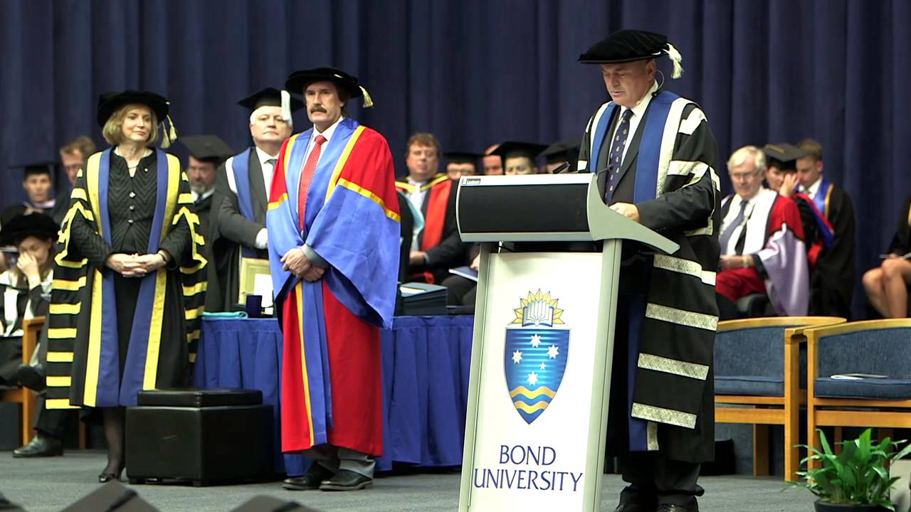 phd law bond university