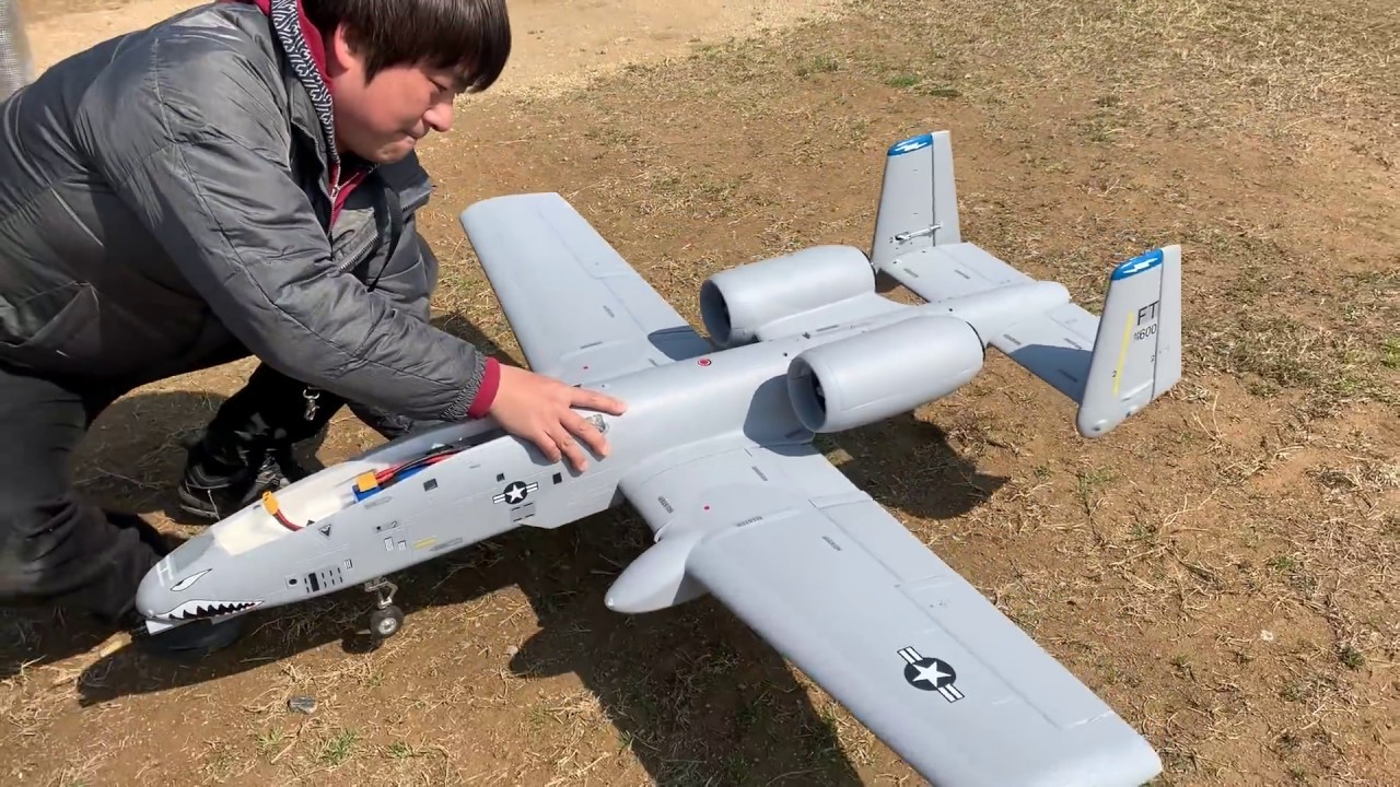 通販で買ったラジコン飛行機 壊れても簡単に直せます - YouTube