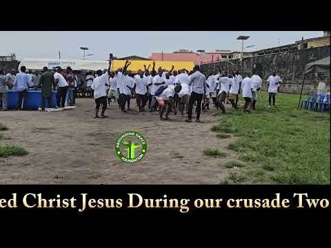 Sinach's song, "I know who I am", is sung by the inmates. Watch how lively it was