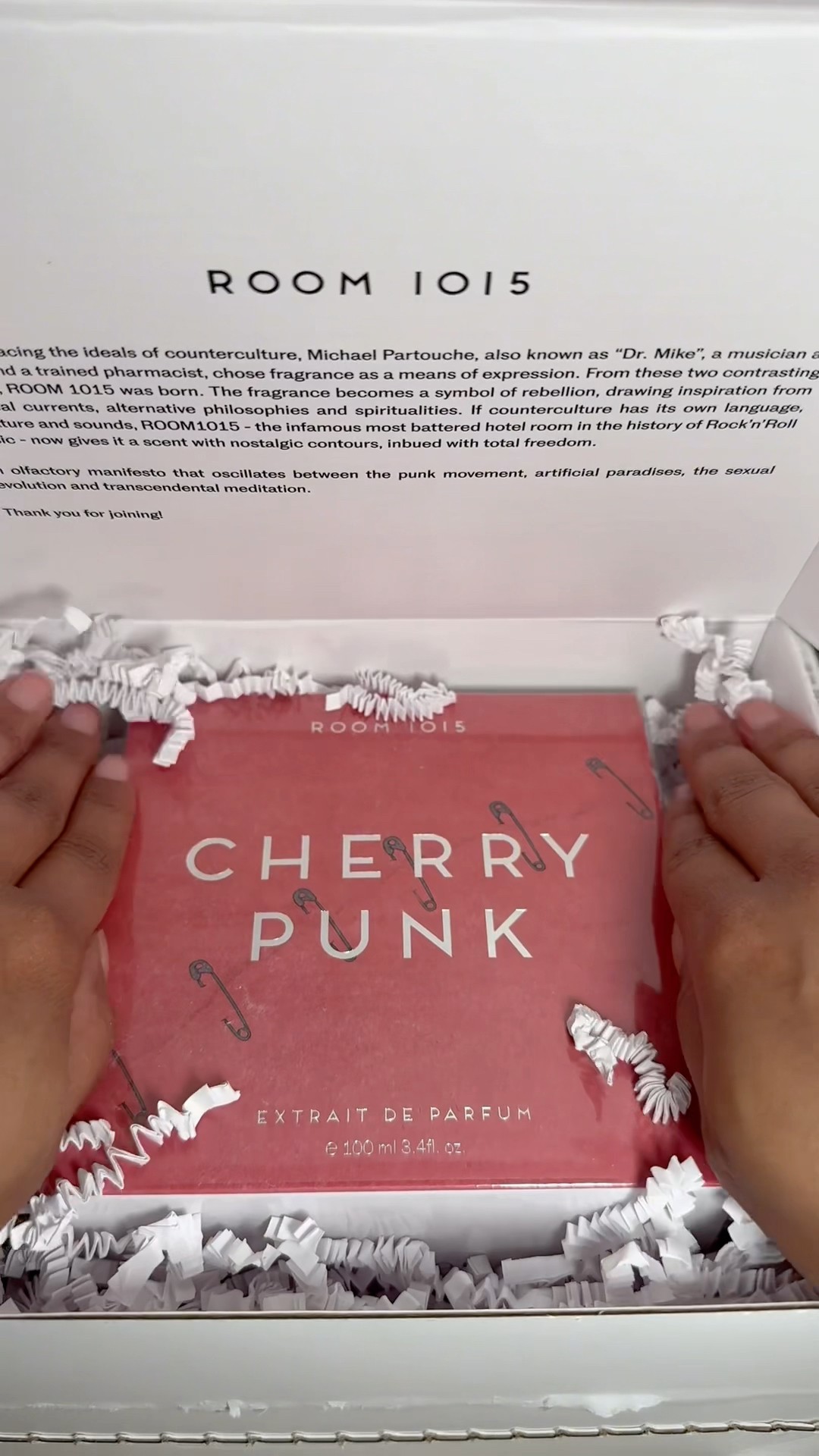 Room 1015 Cherry Punk Extrait unboxing - YouTube