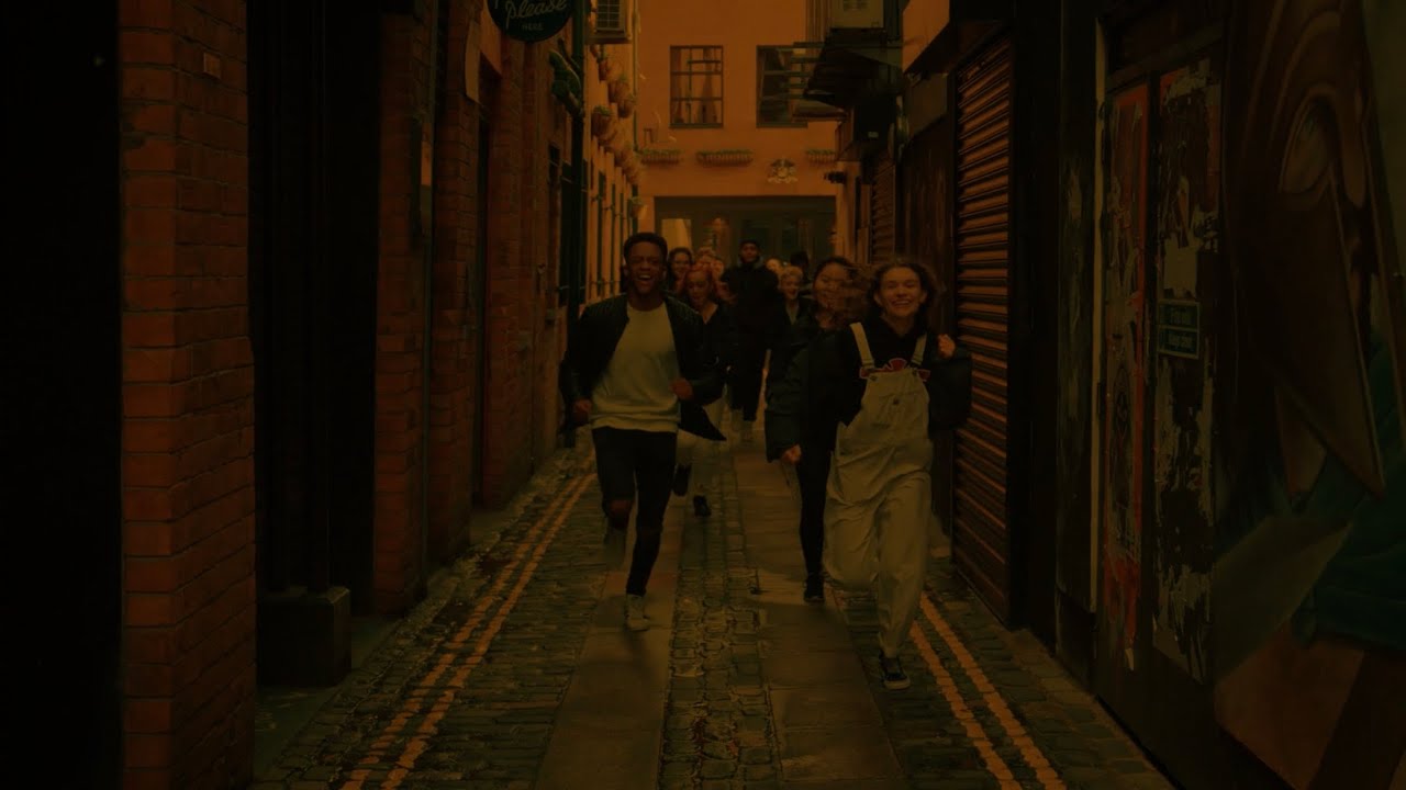 Guarda BJ Klock - Running (Official Music Video) su YouTube Guarda BJ Klock - Running (Official Music Video) su YouTube