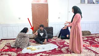 Download Lagu To prevent the first wife's plan from being exposed, he gave his room to the second wife. MP3 Download Lagu To prevent the first wife's plan from being exposed, he gave his room to the second wife. MP3