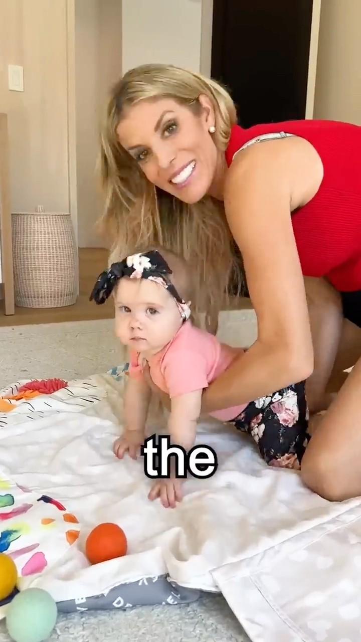 My Daughter's First Time Crawling