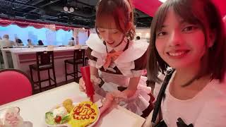 You can be a master!? Visiting Maid Cafe in Japan! 💗😳