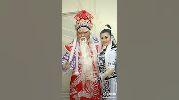 NSND Thanh Tòng (1943-2016)là một NS cải lương nổi tiếng. được mệnh danh là "vua cải lương hầu quảng