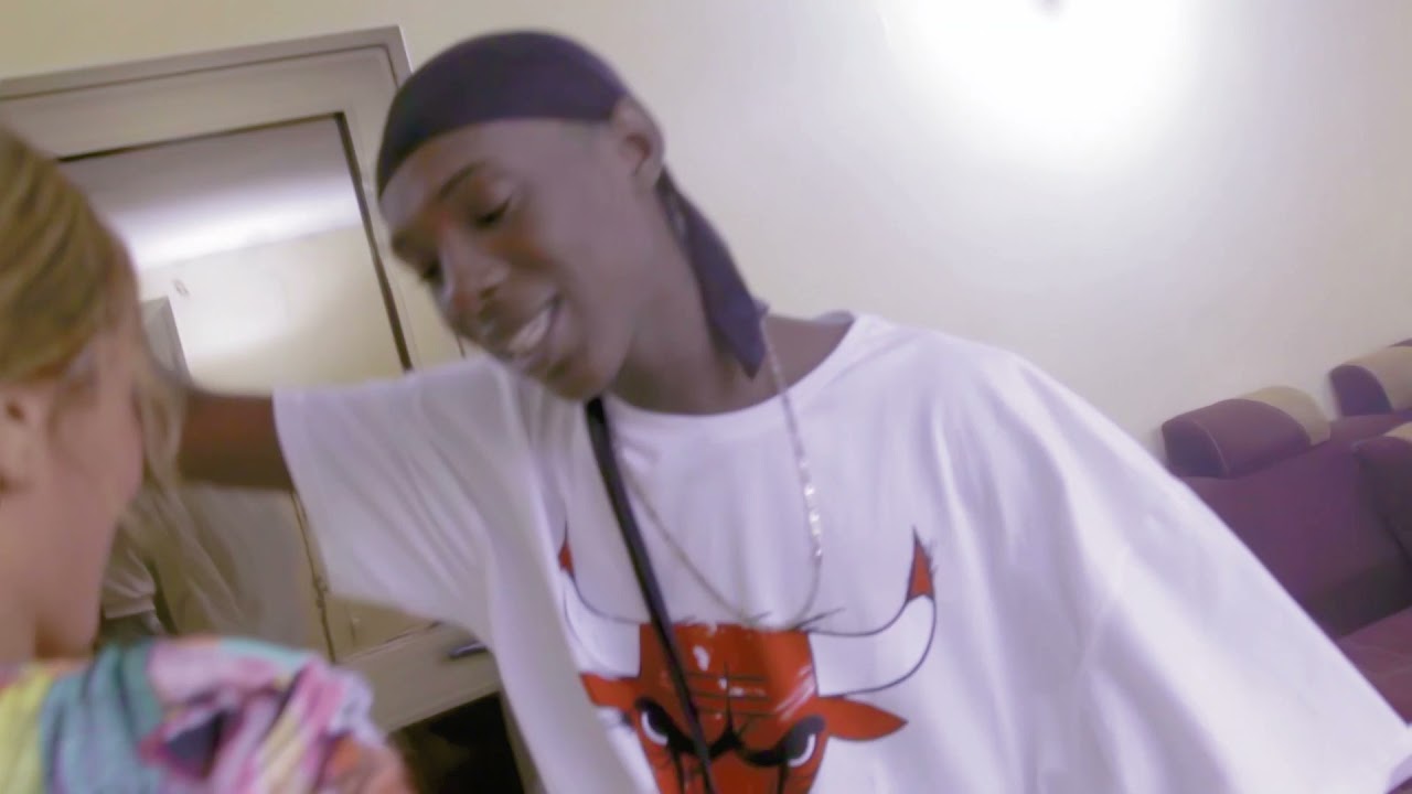 MAMA LE SUCCÈS - DOUCEMENT ( Clip Officiel 2021 Prod by Américain Prod )