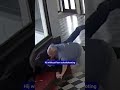 Schooldirecteur tackelt schutter in de VS.