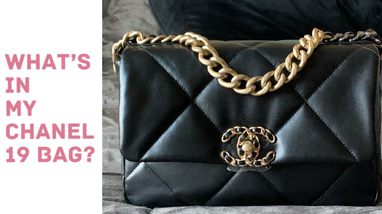 What’s in my Chanel 19 Bag?