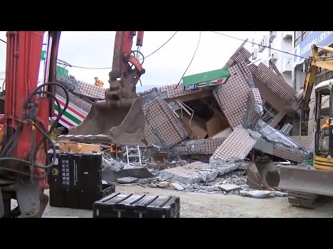 Taiwan earthquake collapses